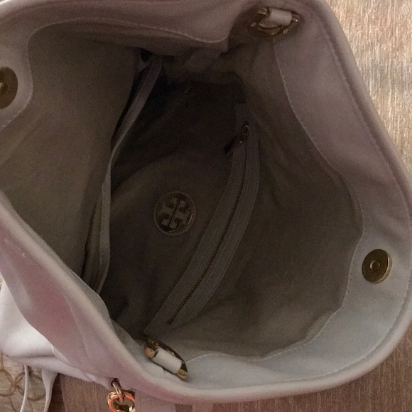 Verona Foldover Messenger - Picture 6 of 6